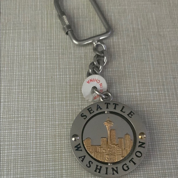 Colorful Keychain Set - Picture 7 of 11